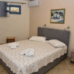 Chora-Andros-Greece-Rodavgi